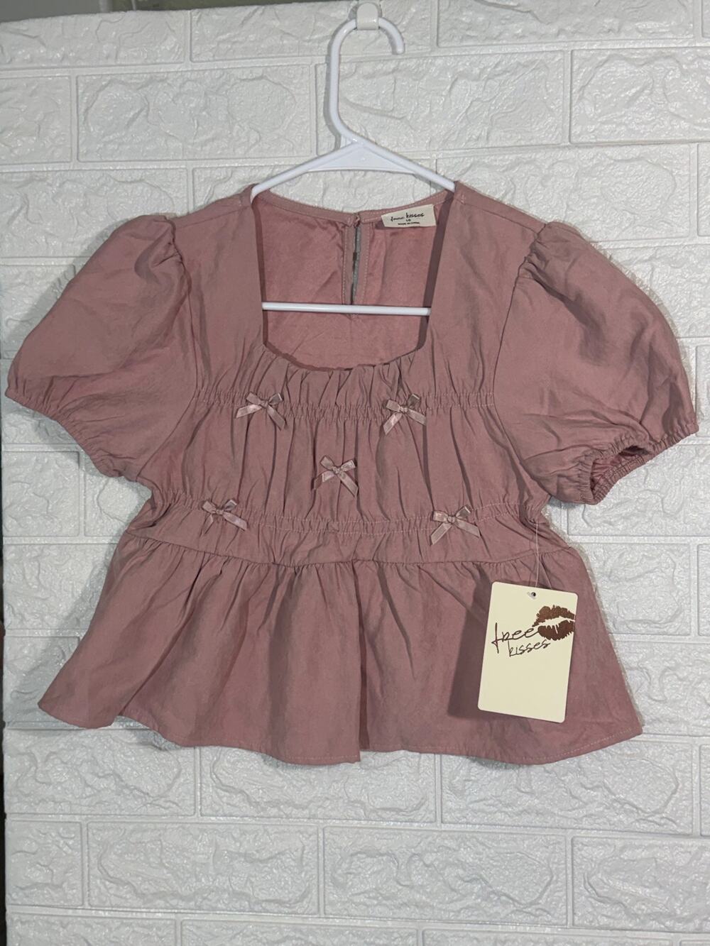 Free Kisses Girls Size 16 Mauve Puff Sleeve Bow Peplum Blouse NWT